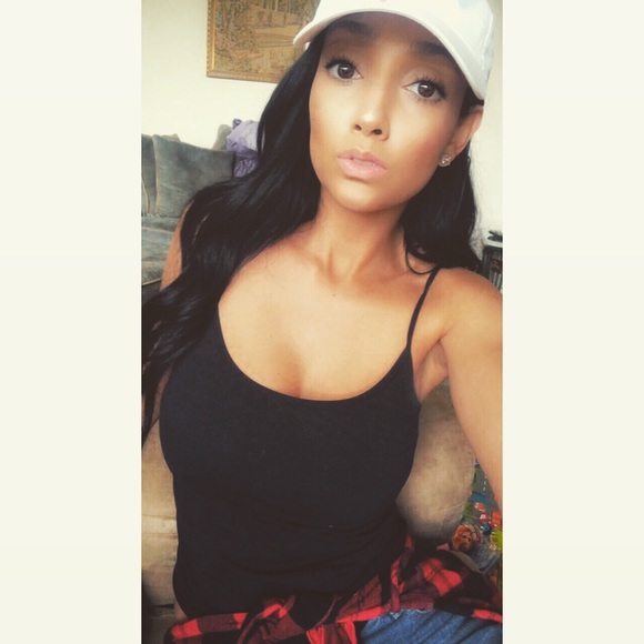 Meet your Posher, Tianna - Picture 1 of 1